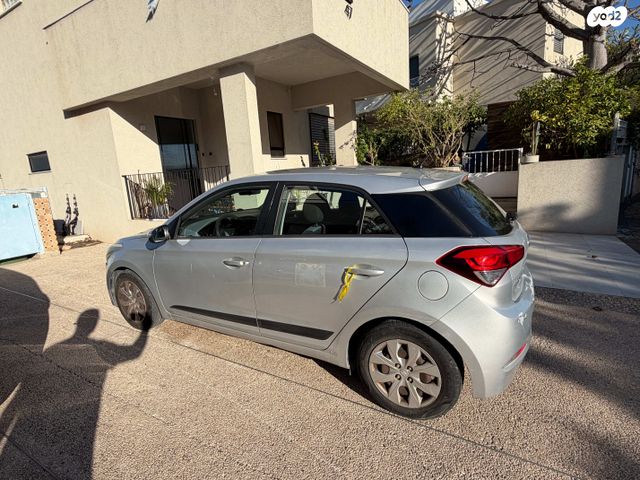 מודעת רכב יונדאי i20