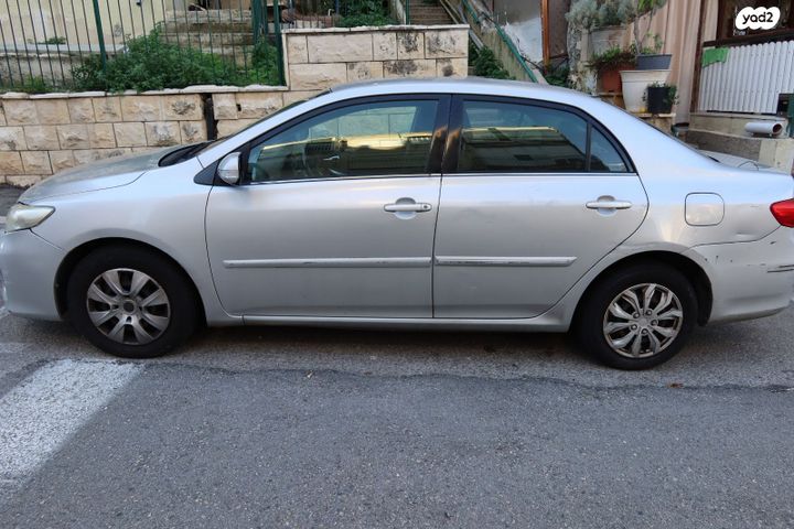 טויוטה קורולה