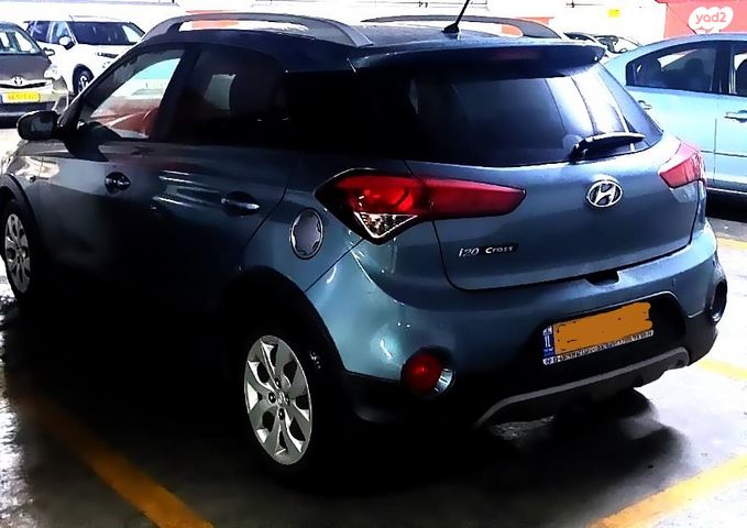 יונדאי I20 קרוס