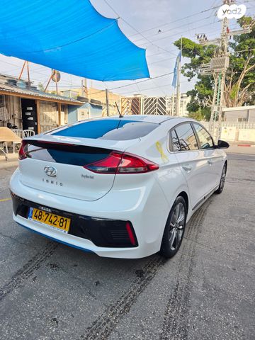 יונדאי איוניק