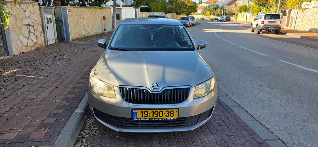 סקודה אוקטביה 