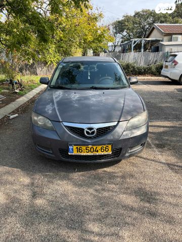 מודעת רכב מאזדה 3