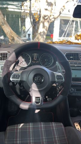 פולקסווגן פולו 