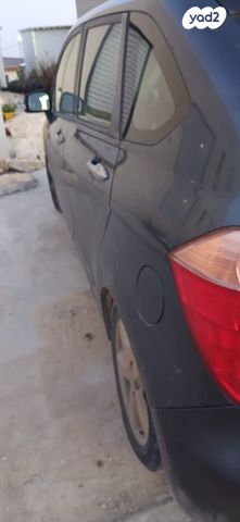 מודעת רכב הונדה FR-V