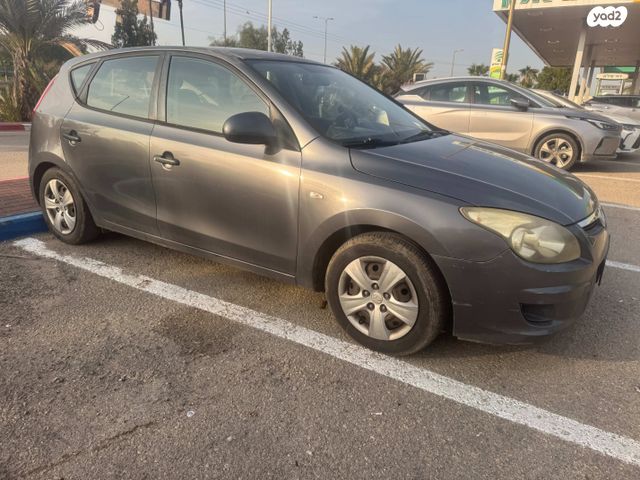 יונדאי i30