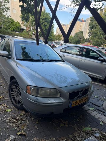 וולוו S60