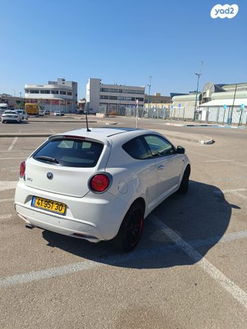 אלפא רומיאו מיטו