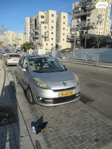 מודעת רכב רנו סניק