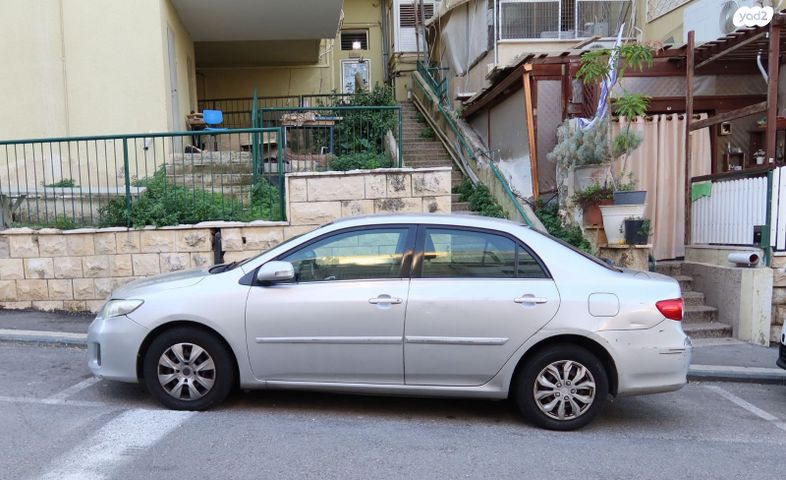 טויוטה קורולה