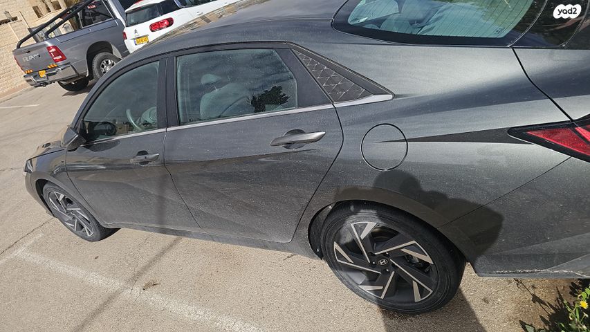 יונדאי אלנטרה