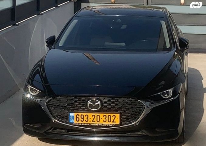 מודעת רכב מאזדה 3