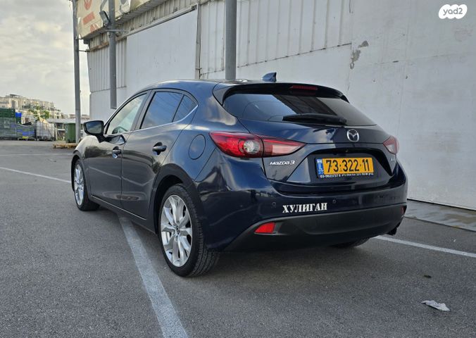 מודעת רכב מאזדה 3