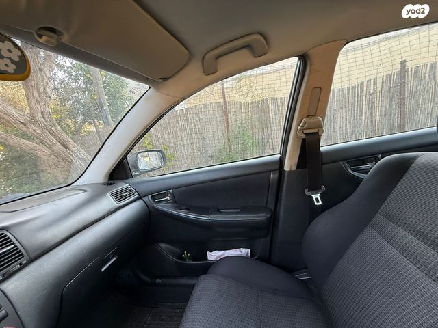 טויוטה קורולה