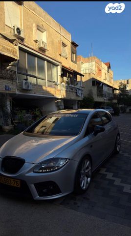 מודעת רכב סיאט לאון