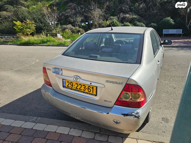 טויוטה קורולה