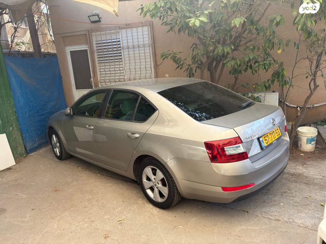 סקודה אוקטביה 