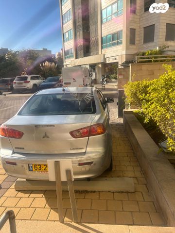 מיצובישי לנסר