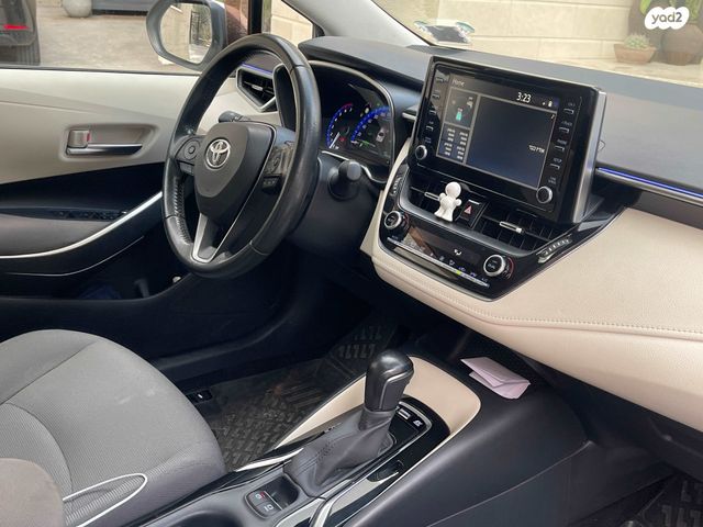 מודעת רכב טויוטה קורולה