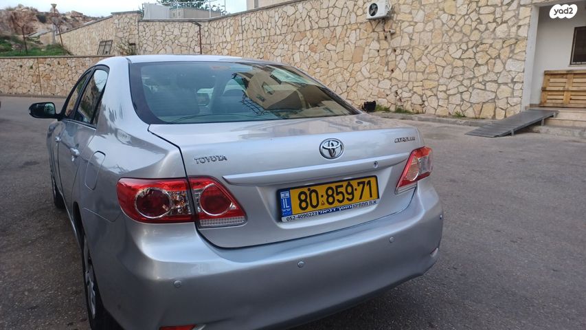 טויוטה קורולה