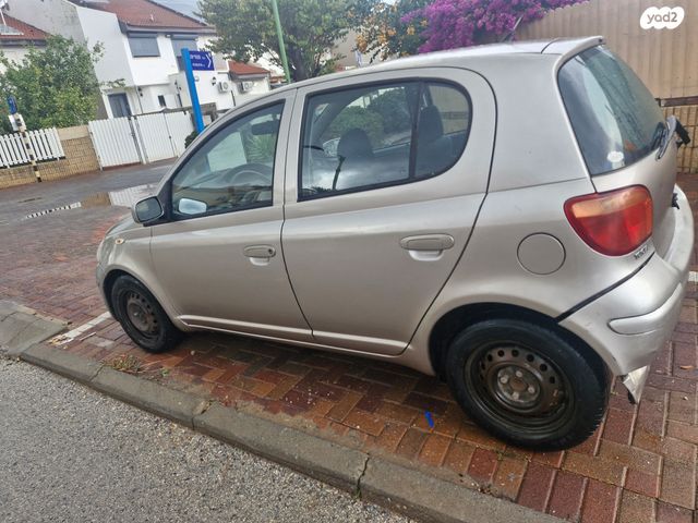 מודעת רכב טויוטה יאריס