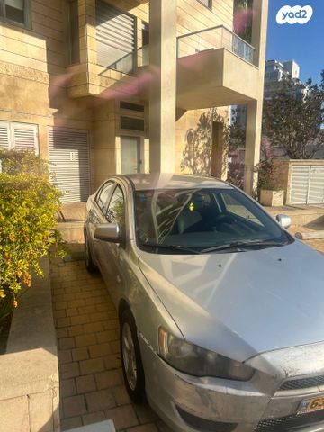 מודעת רכב מיצובישי לנסר