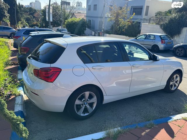 מודעת רכב ב מ וו סדרה 1