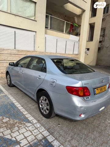 טויוטה קורולה