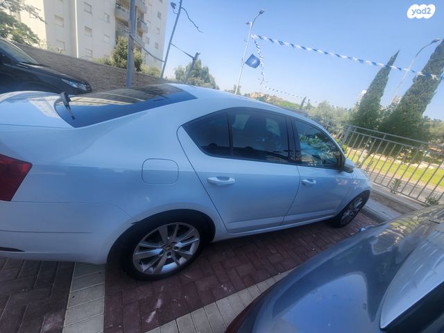 סקודה אוקטביה 