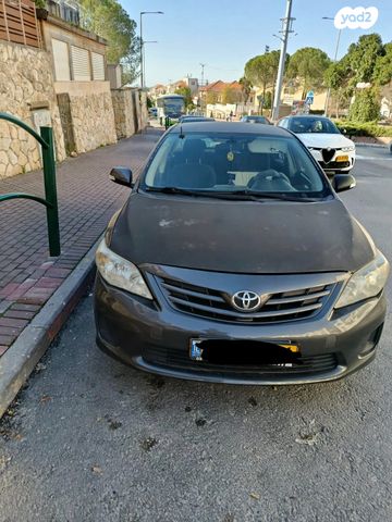 טויוטה קורולה