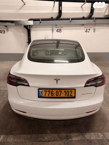 טסלה מודל 3