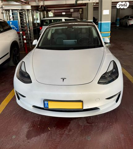 מודעת רכב טסלה מודל 3