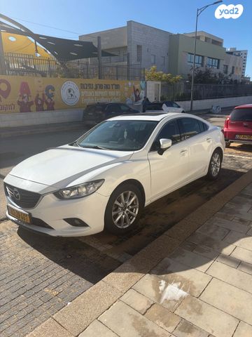 מודעת רכב מאזדה 6