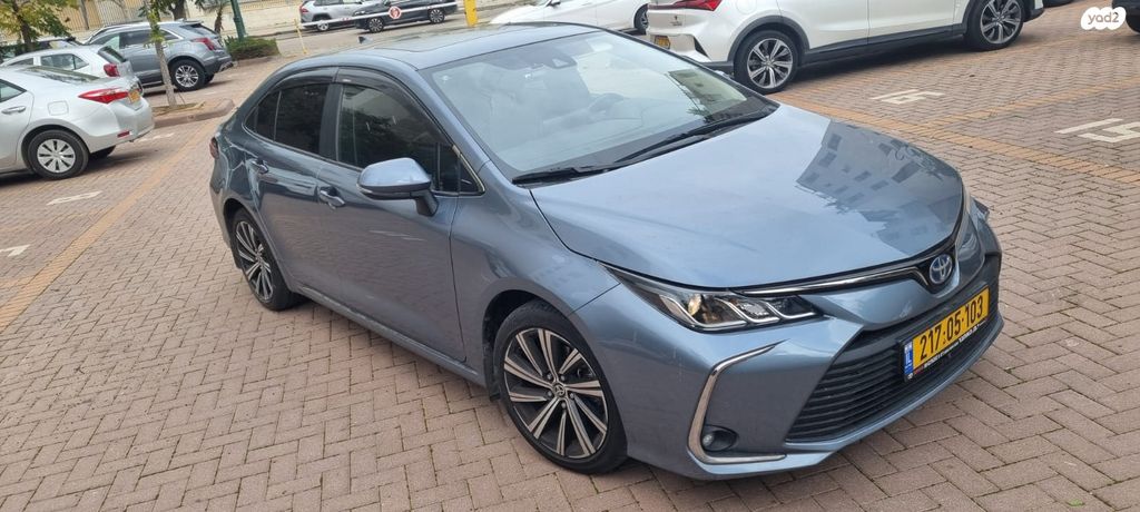 מודעת רכב טויוטה קורולה