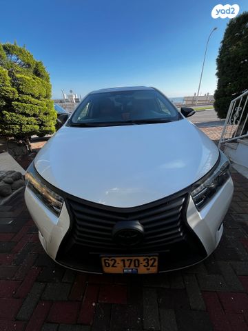 טויוטה קורולה