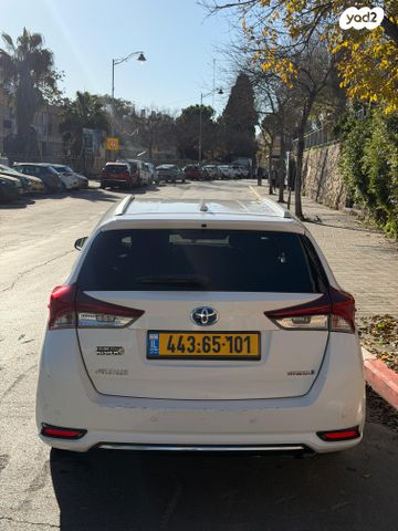 טויוטה אוריס