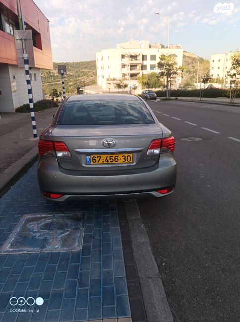 מודעת רכב טויוטה אוונסיס