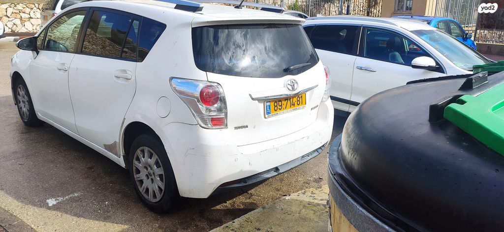מודעת רכב טויוטה ורסו