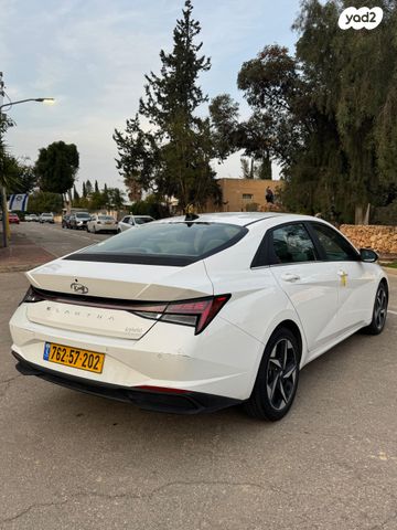 יונדאי אלנטרה