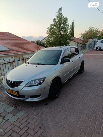 מודעת רכב מאזדה 3