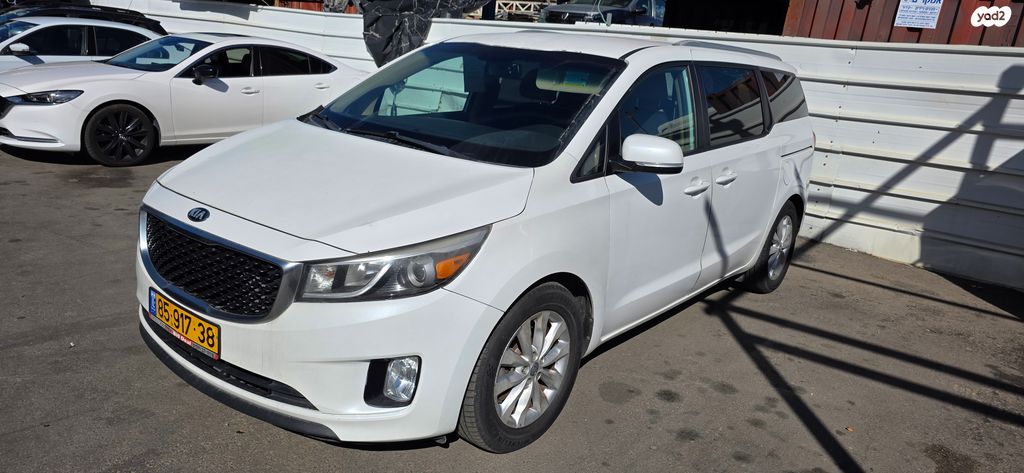 מודעת רכב קיה קרניבל