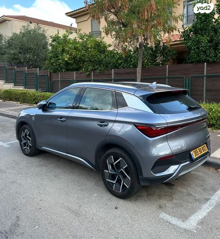 מודעת רכב בי.ווי.די אטו 3