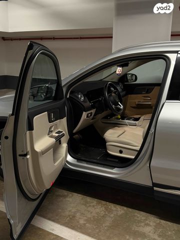 מרצדס-בנץ EQA