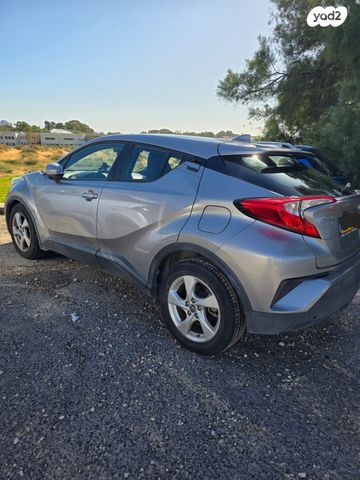 טויוטה C-HR