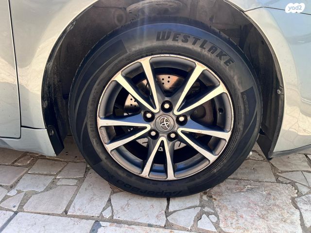 טויוטה אוונסיס