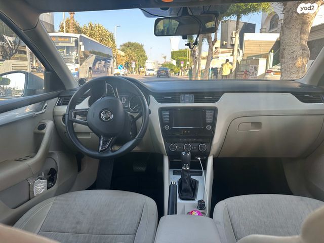 סקודה אוקטביה 