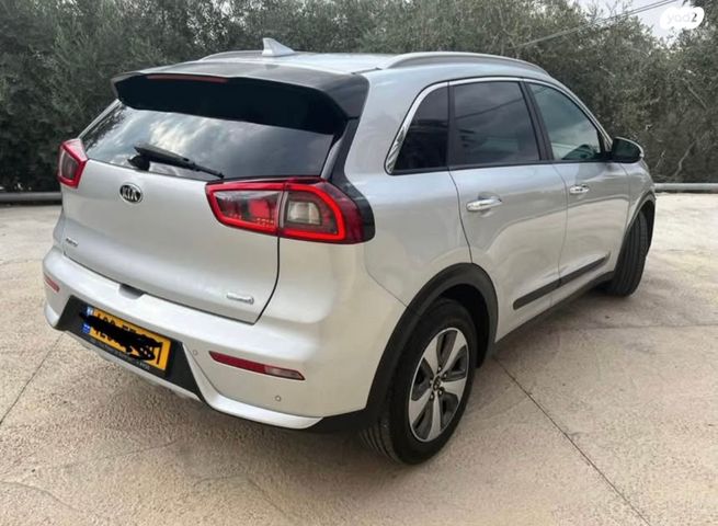 מודעת רכב קיה נירו