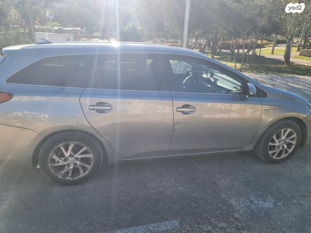 טויוטה אוריס