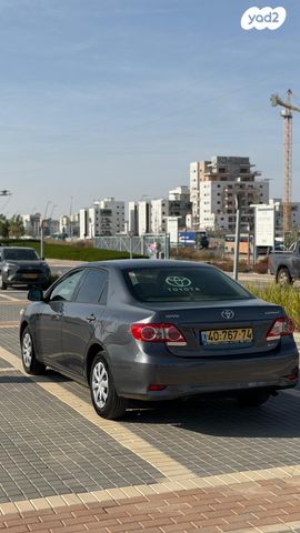 טויוטה קורולה