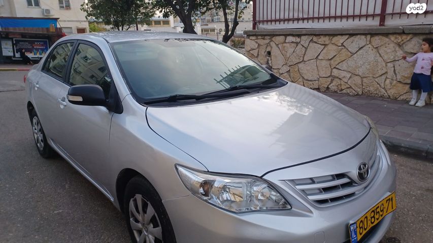 מודעת רכב טויוטה קורולה