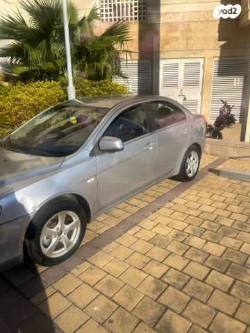 מיצובישי לנסר